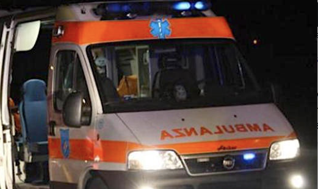 Ambulanza in notturna