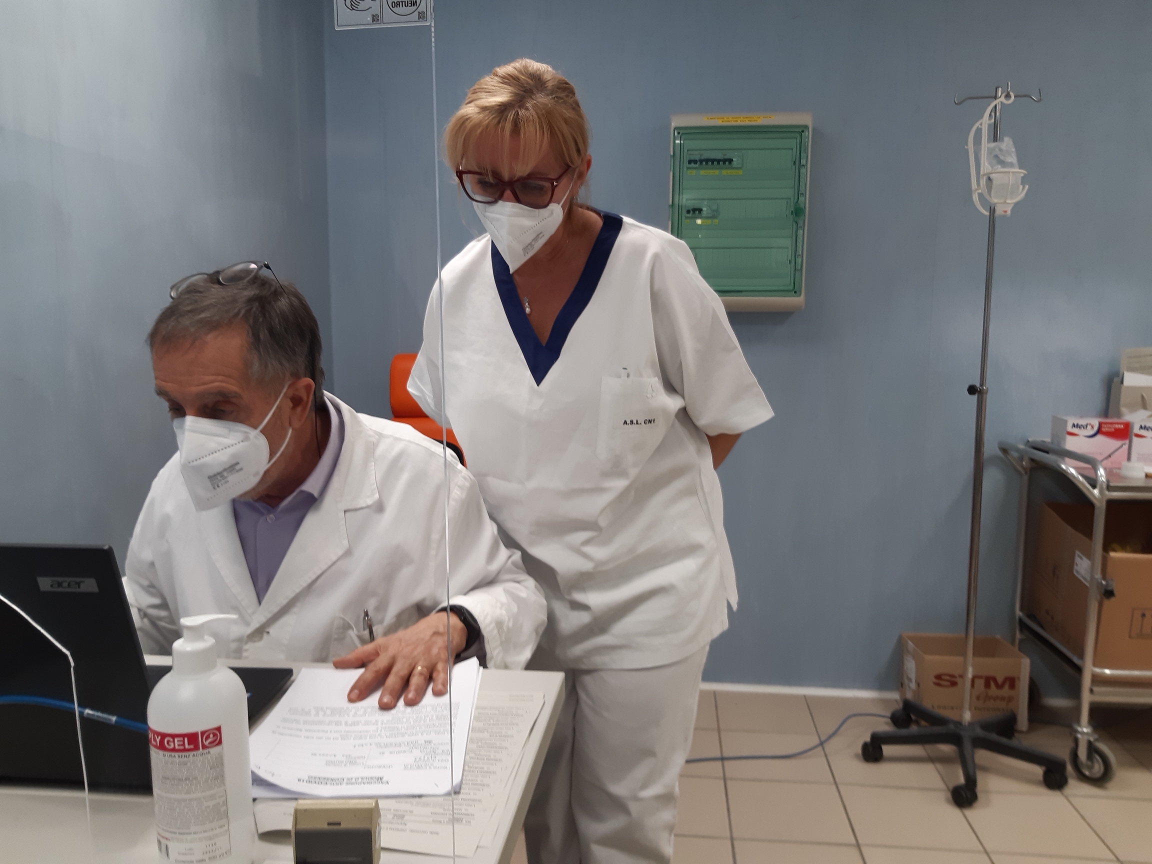 Il dr. Claudio Blengini nei centri vaccinali